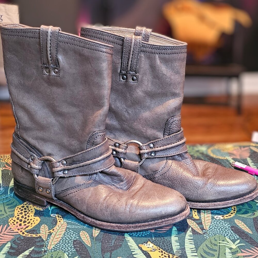 FRYE MAXINE TRAPUNTO Women's Harness Boot
